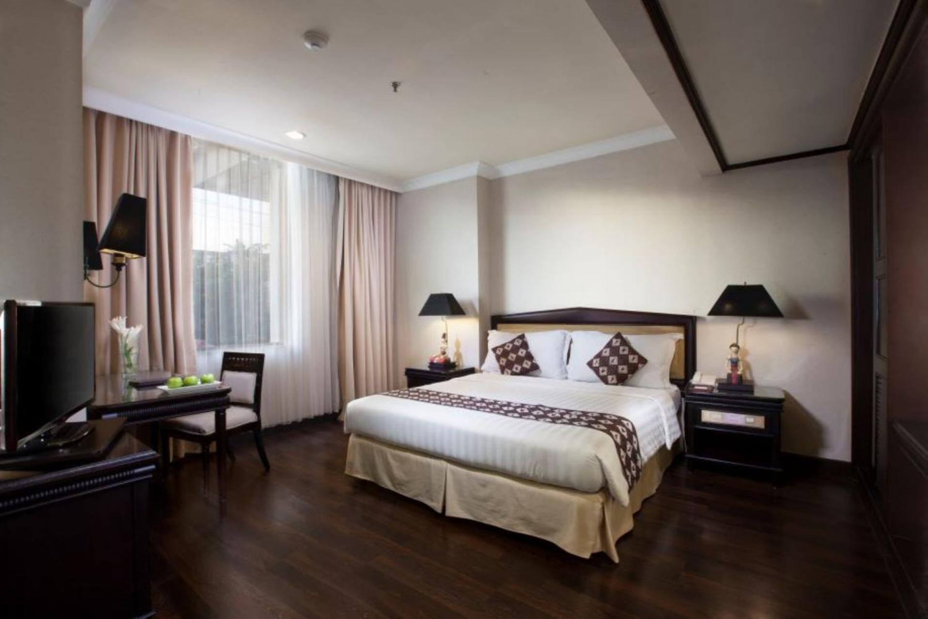 Hotel Sahid Jaya Solo Экстерьер фото